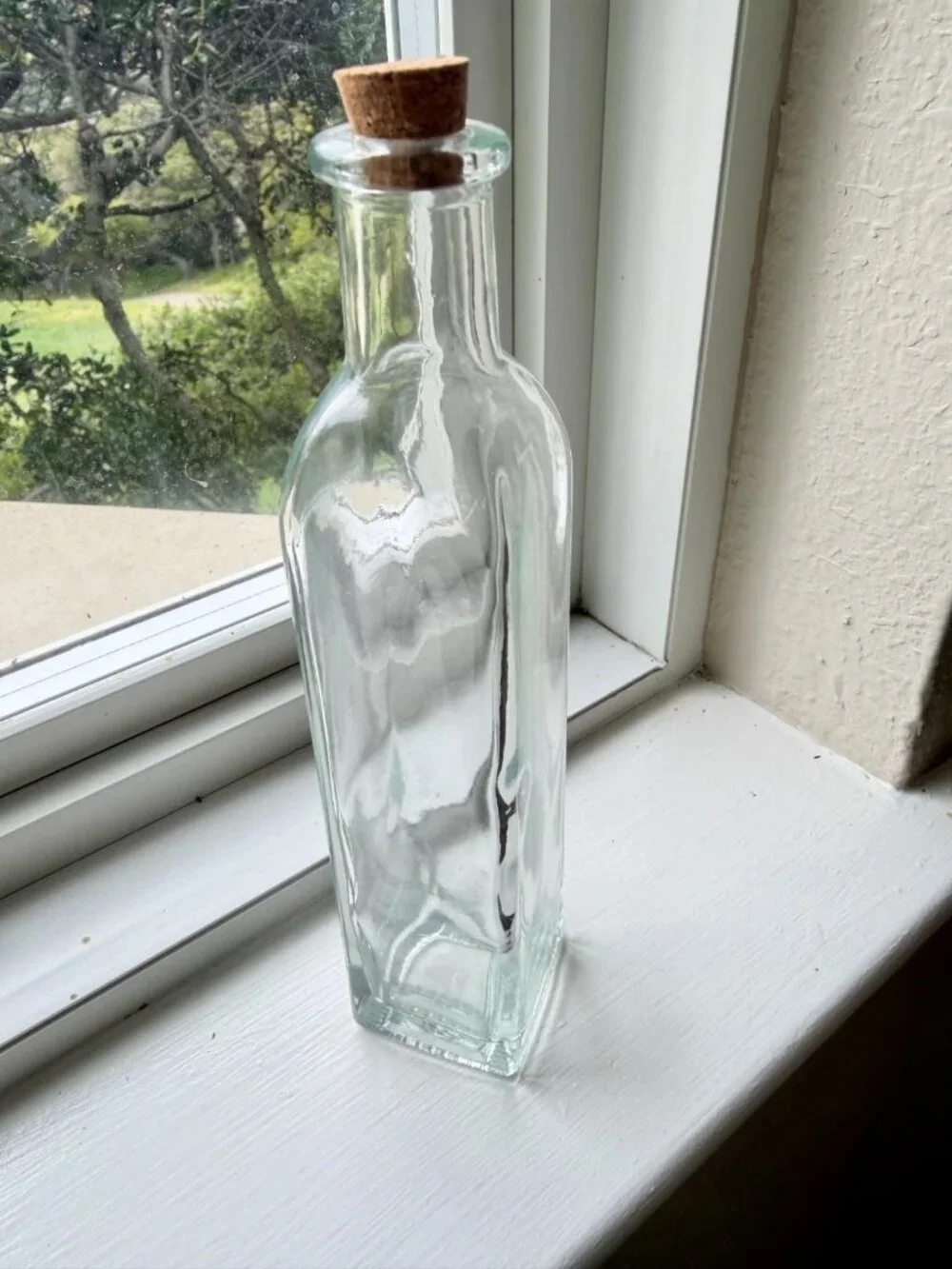 Glass Apothecary Bottle w Cork, Spell Jar, Empty Glass Bottle 7.5 X 1.5 in NEW
